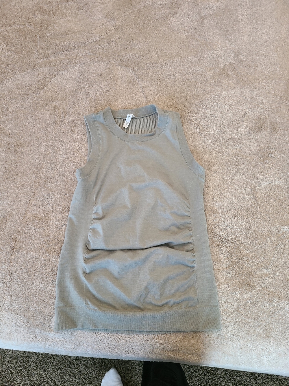 Athleta Sage Green Sleeveless Ruched Tank